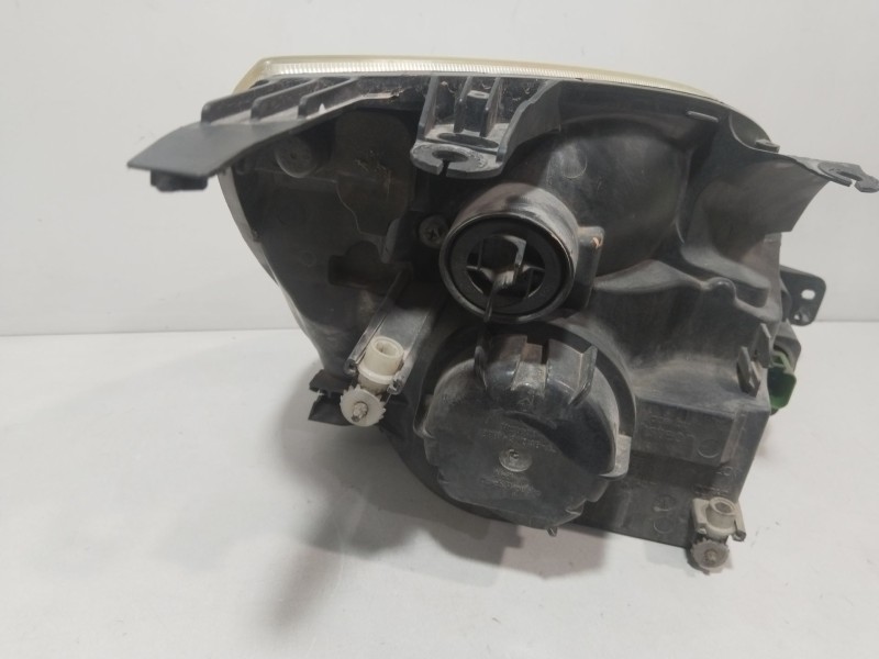 Recambio de faro izquierdo para ford fiesta v (jh_, jd_) 1.6 tdci referencia OEM IAM 1320349  