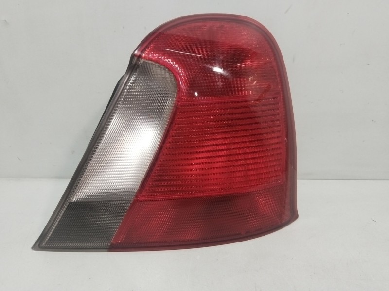 Recambio de piloto trasero derecho para rover 75 (rj) 2.0 v6 referencia OEM IAM 263142  