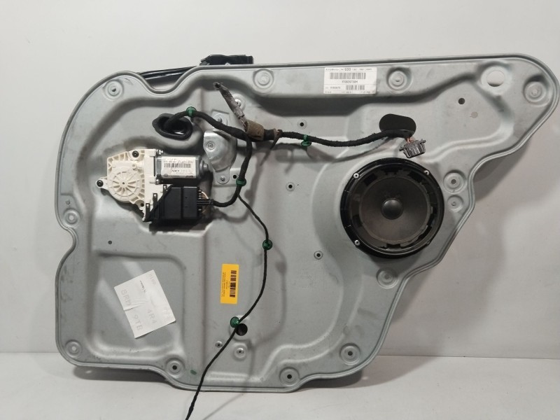 Recambio de elevalunas trasero derecho para volkswagen touran (1t1, 1t2) 1.9 tdi referencia OEM IAM 1T0839730H  