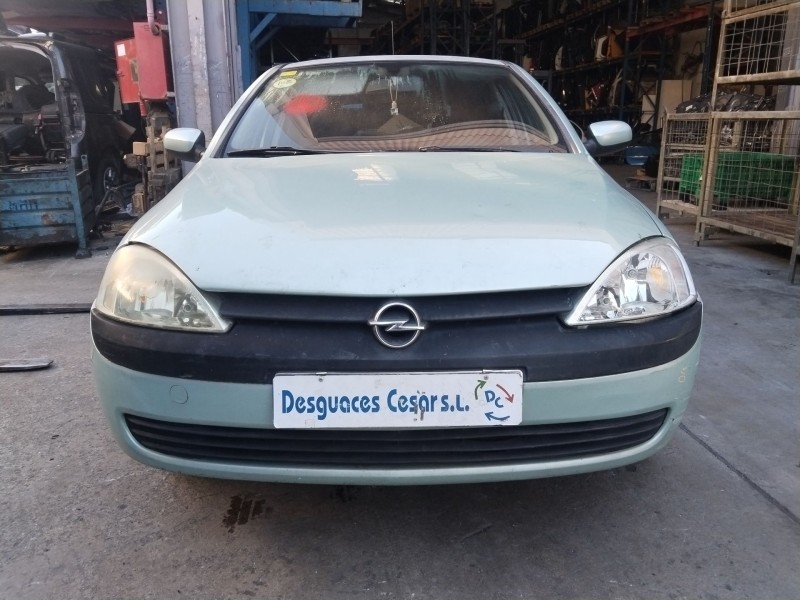 opel corsa c (x01) del año 2002