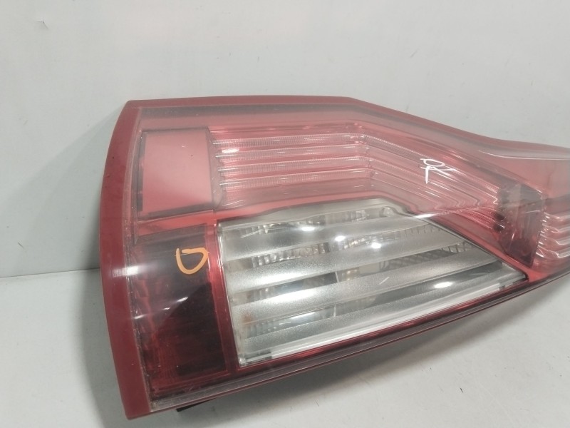 Recambio de piloto trasero izquierdo para citroën c4 grand picasso business referencia OEM IAM 00946601  