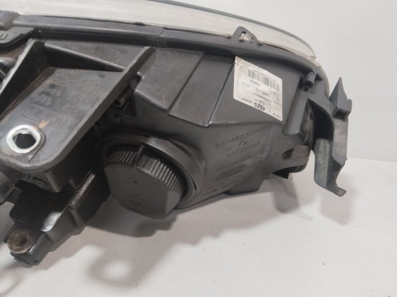 Recambio de faro izquierdo para fiat linea (323_, 110_) 1.6 d multijet referencia OEM IAM 04523099900010  
