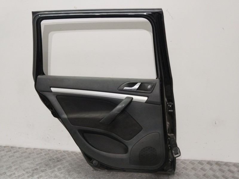 Recambio de puerta trasera izquierda para skoda octavia berlina (1z3) collection referencia OEM IAM 1Z5833051  