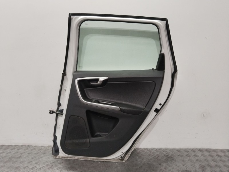 Recambio de puerta trasera derecha para volvo xc60 i suv (156) d3 / d4 referencia OEM IAM 31335545  BLANCO