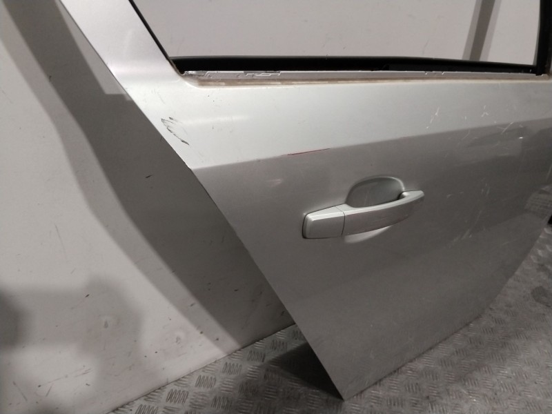 Recambio de puerta trasera derecha para opel astra h (a04) 1.6 (l48) referencia OEM IAM 124589  