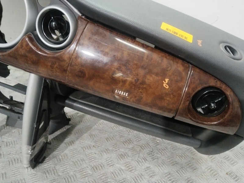 Recambio de salpicadero para mini mini (r50, r53) cooper referencia OEM IAM 51457128609  