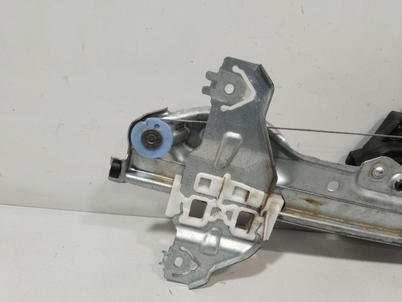 Recambio de elevalunas trasero derecho para nissan qashqai ii (j11, j11_) 1.2 dig-t referencia OEM IAM 827004EA0A  