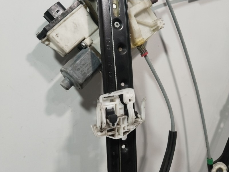 Recambio de elevalunas delantero izquierdo para bmw x3 (e83) 3.0d referencia OEM IAM 69259631  