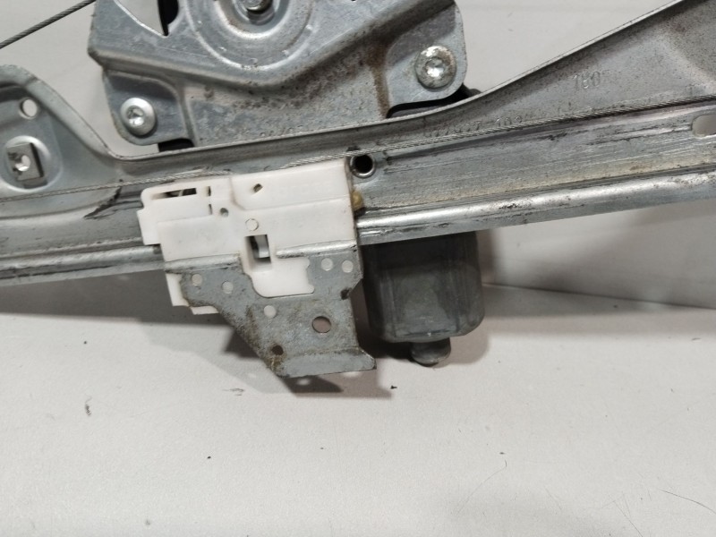 Recambio de elevalunas trasero izquierdo para peugeot 308 sport referencia OEM IAM 9659826780  