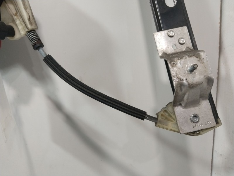 Recambio de elevalunas delantero izquierdo para seat leon (5f1) 2.0 tdi referencia OEM IAM 5F4837461D 5Q0959801B 