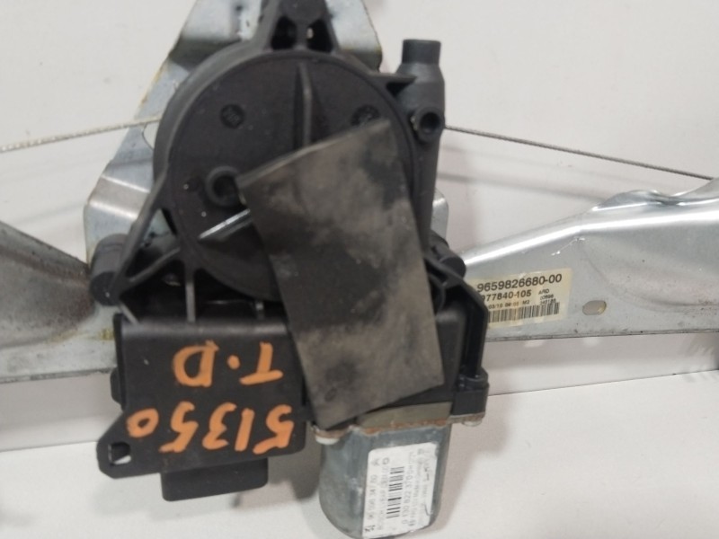 Recambio de elevalunas trasero derecho para peugeot 308 sw sport referencia OEM IAM 9659826680  