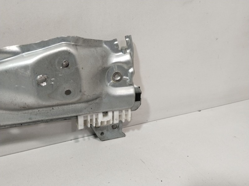 Recambio de elevalunas trasero derecho para peugeot 308 sw sport referencia OEM IAM 9659826680  