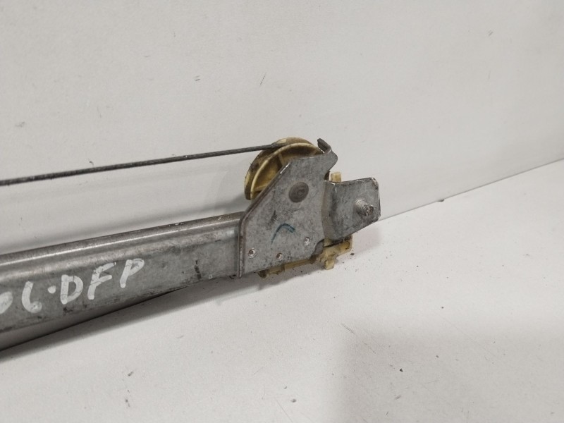 Recambio de elevalunas delantero derecho para nissan primastar (x83) referencia OEM IAM 8070000QAK  