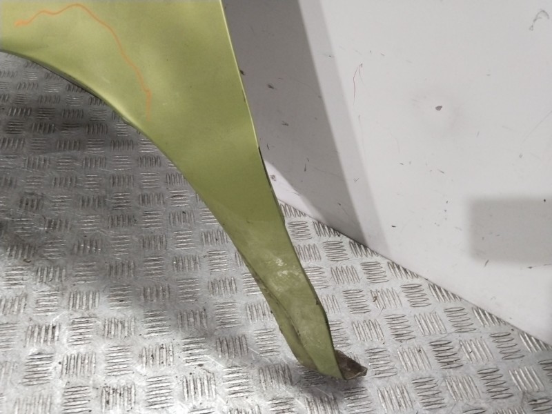 Recambio de aleta delantera izquierda para daewoo matiz (m100, m150) 0.8 referencia OEM IAM 96315494  