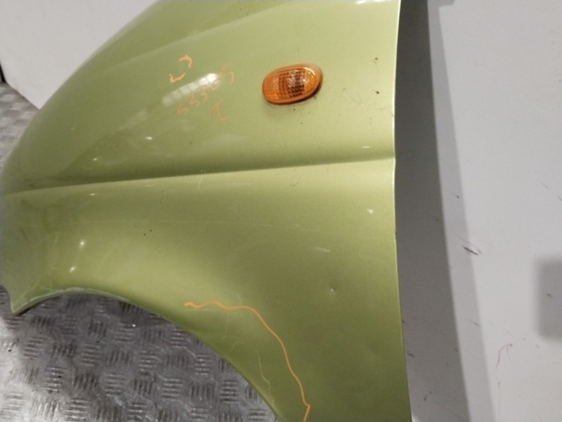 Recambio de aleta delantera izquierda para daewoo matiz (m100, m150) 0.8 referencia OEM IAM 96315494  