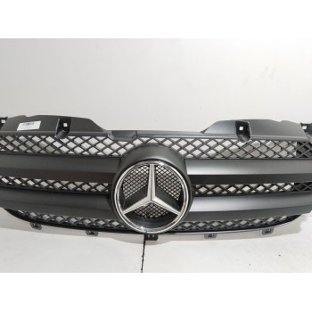 REJILLA DELANTERA A9068800385 A9068800285 NUEVO OEM A9068800385