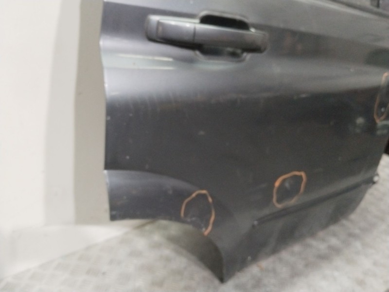 Recambio de puerta trasera derecha para ssangyong actyon 200 xdi referencia OEM IAM 6302131000  