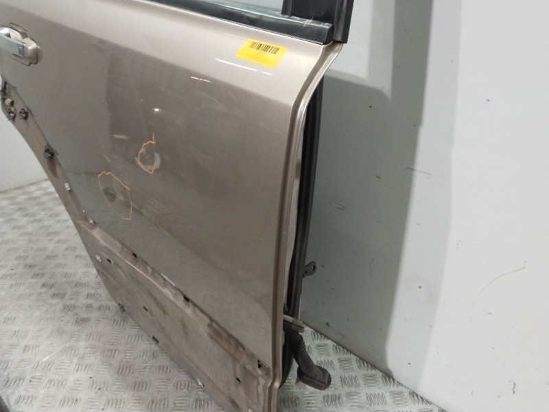Recambio de puerta delantera izquierda para kia sorento i (jc) 2.4 referencia OEM IAM 760033E111  