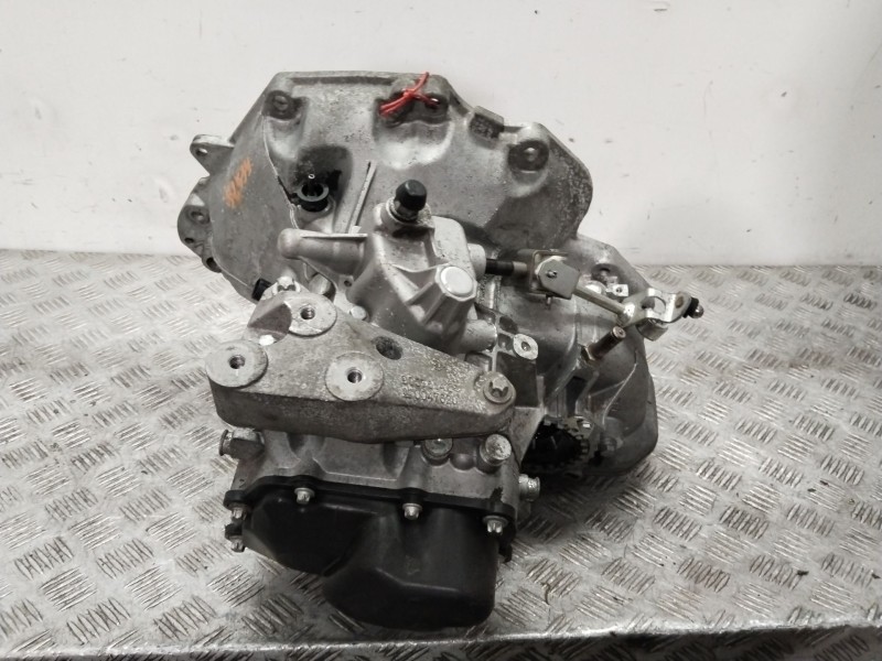 Recambio de caja cambios para opel astra h gtc (a04) 1.6 (l08) referencia OEM IAM 55565177  