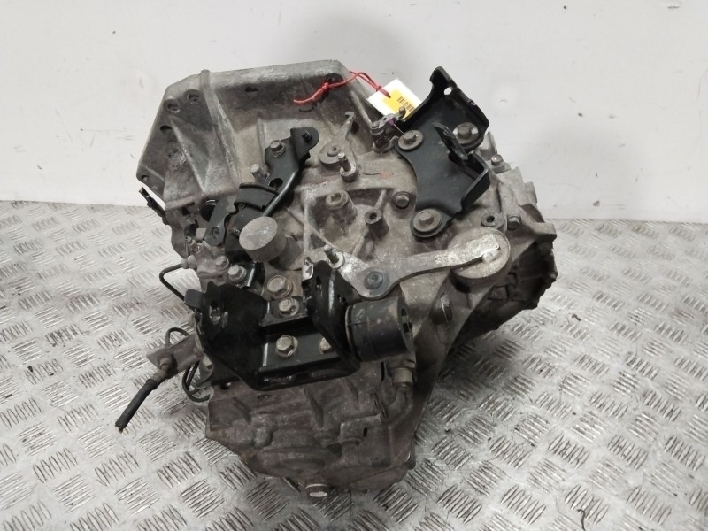 Recambio de caja cambios para toyota yaris (_p9_) 1.4 d-4d (nlp90_) referencia OEM IAM  3311105041 