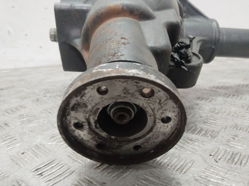 Recambio de diferencial delantero para ssangyong rodius i 2.7 xdi referencia OEM IAM 4100021142  