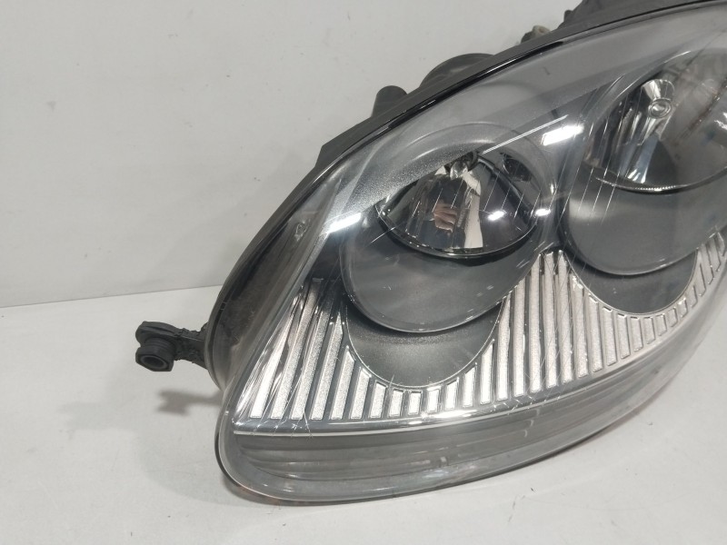 Recambio de faro izquierdo para volkswagen golf v (1k1) 1.9 tdi referencia OEM IAM 1K6941005C  