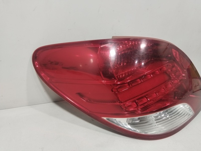 Recambio de piloto trasero izquierdo para peugeot 207/207+ (wa_, wc_) 1.4 referencia OEM IAM 9686566080  