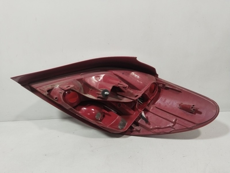 Recambio de piloto trasero izquierdo para peugeot 207/207+ (wa_, wc_) 1.4 referencia OEM IAM 9686566080  