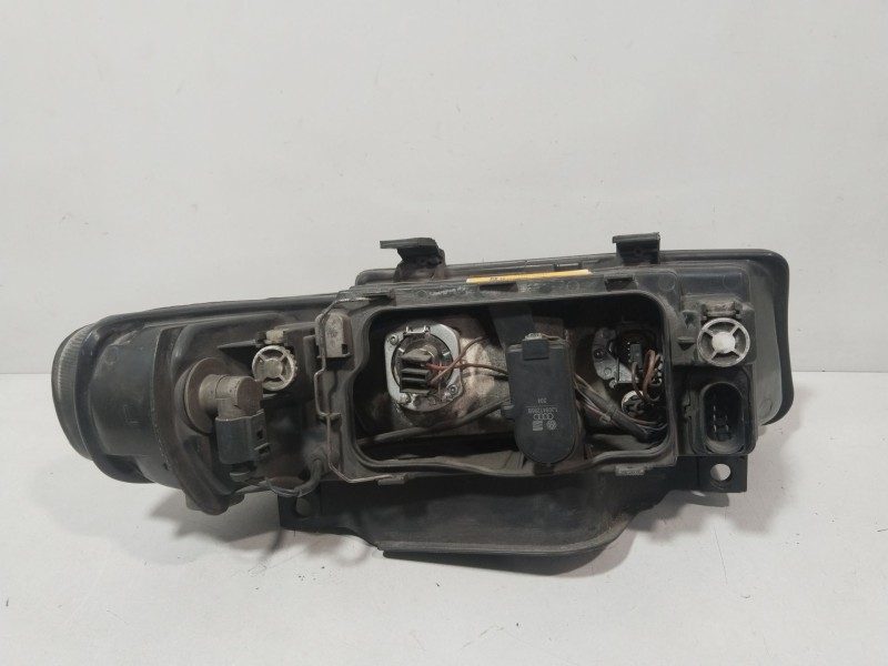 Recambio de faro izquierdo para seat leon (1m1) 1.9 tdi referencia OEM IAM 1M1941015  
