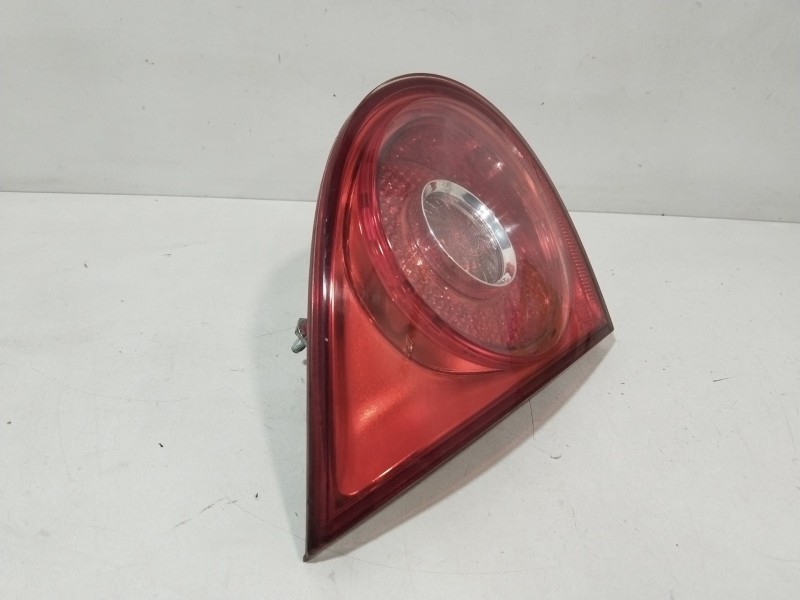 Recambio de piloto porton trasero izquierdo para volkswagen golf v (1k1) 1.9 tdi referencia OEM IAM 1K6945107C  