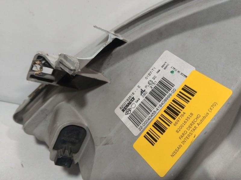 Recambio de faro derecho para nissan interstar autobús (x70) dci 120 referencia OEM IAM 8200163518  