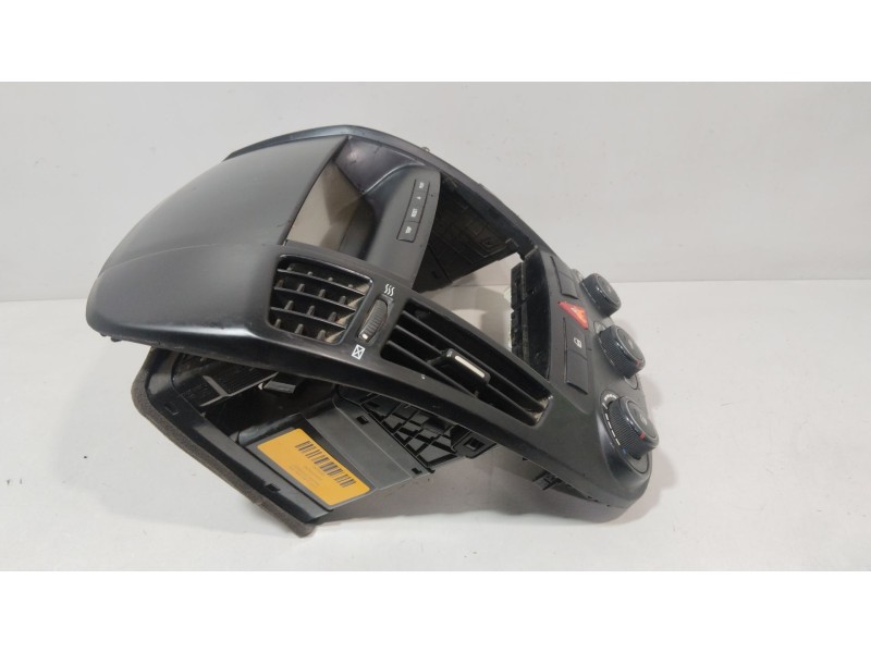 Recambio de consola central para kia pro cee´d (ed) 1.6 referencia OEM IAM 847401H010  