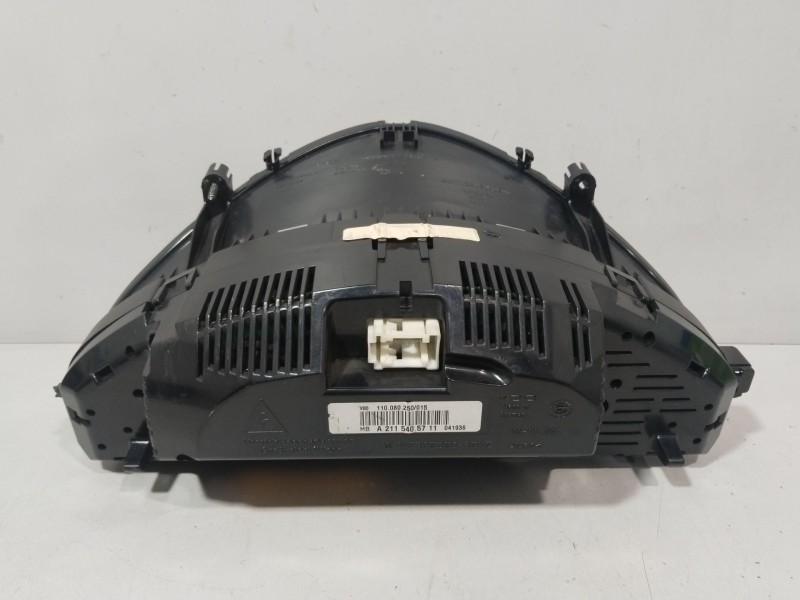 Recambio de cuadro instrumentos para mercedes-benz clase e (w211) e 320 cdi (211.026) referencia OEM IAM A2115405711  