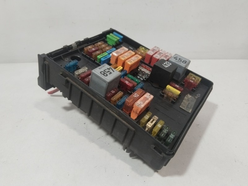 Recambio de caja reles / fusibles para skoda octavia ii (1z3) 1.9 tdi referencia OEM IAM 1K0937124K  