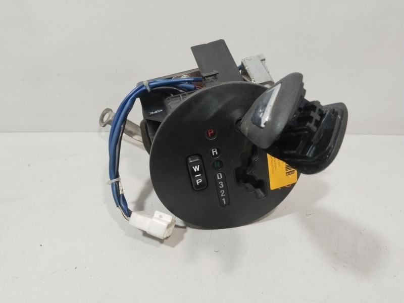 Recambio de palanca freno para ssangyong actyon 200 xdi referencia OEM IAM 3670031600  