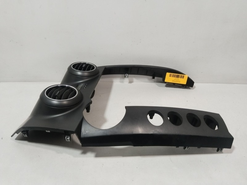 Recambio de rejilla aireadora para ssangyong actyon 200 xdi referencia OEM IAM 7661031000  