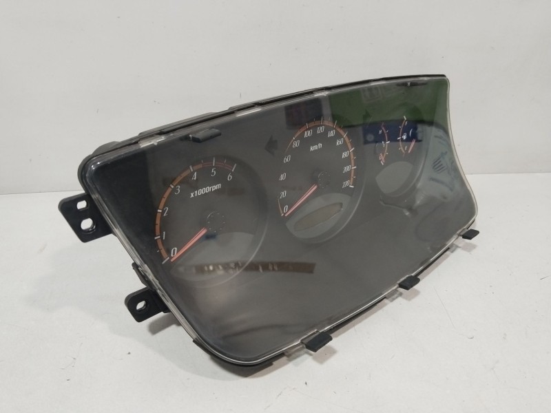 Recambio de cuadro instrumentos para ssangyong actyon 200 xdi referencia OEM IAM 8021031531  