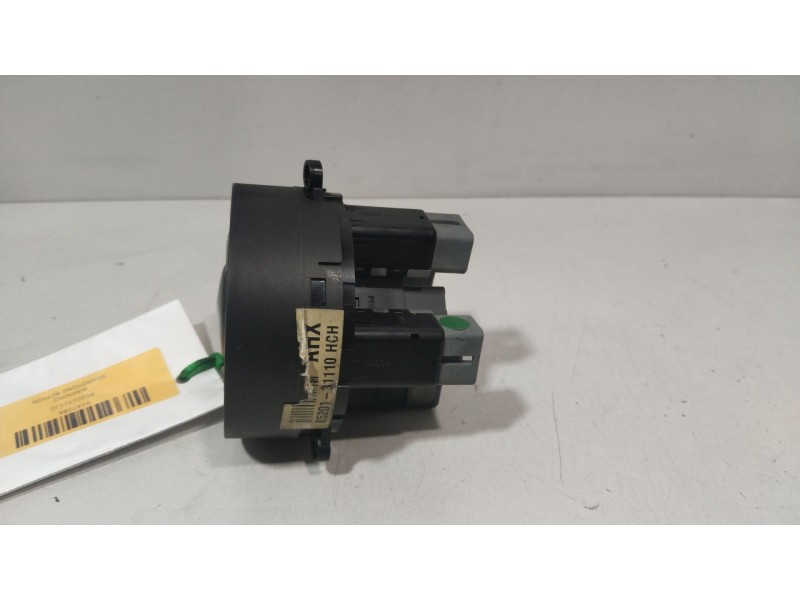 Recambio de warning para ssangyong actyon 200 xdi referencia OEM IAM 8520131110  