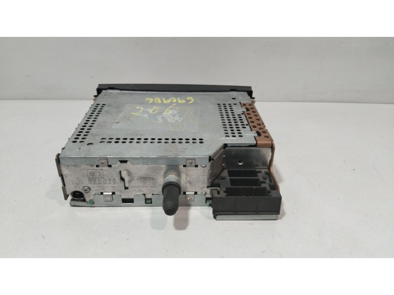Recambio de sistema audio / radio cd para peugeot 206 berlina 2.0 16v cat referencia OEM IAM 96514684XT00  