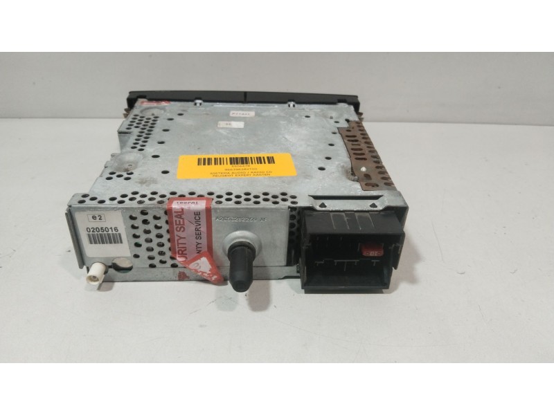 Recambio de sistema audio / radio cd para peugeot expert kasten furg. referencia OEM IAM 96639628XT00  