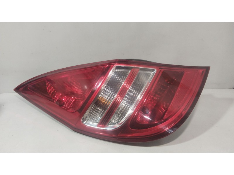 Recambio de piloto trasero izquierdo para hyundai i30 (fd) 1.4 referencia OEM IAM 924012R0  