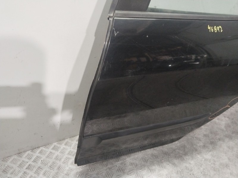 Recambio de puerta trasera izquierda para peugeot 308 confort referencia OEM IAM 9006L7 NEGRO 