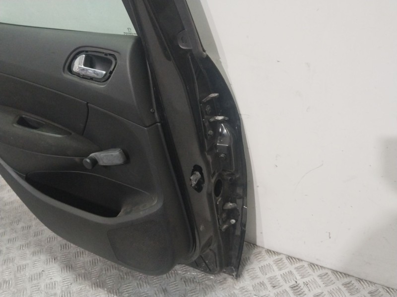 Recambio de puerta trasera izquierda para peugeot 308 confort referencia OEM IAM 9006L7 NEGRO 