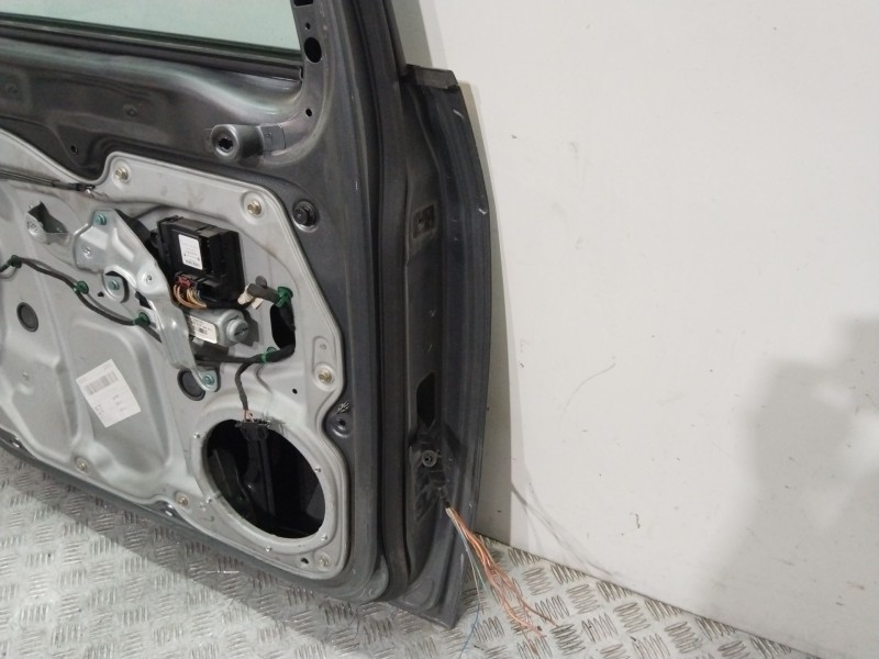 Recambio de puerta delantera izquierda para volkswagen touran (1t1, 1t2) 1.9 tdi referencia OEM IAM 1T0831055AB  