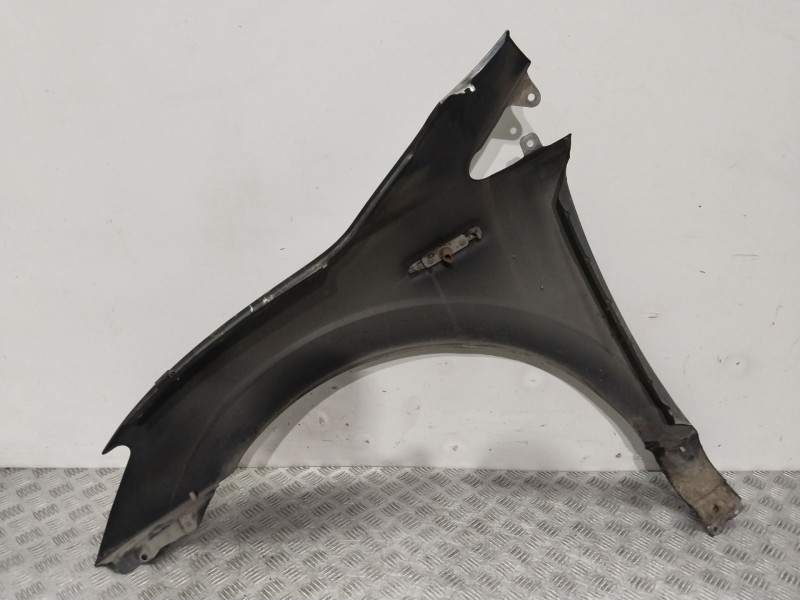 Recambio de aleta delantera derecha para ssangyong actyon 200 xdi referencia OEM IAM 5181231000  