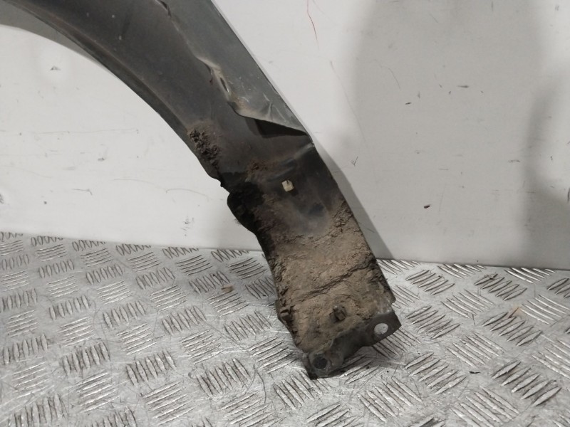 Recambio de aleta delantera derecha para ssangyong actyon 200 xdi referencia OEM IAM 5181231000  