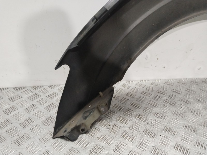 Recambio de aleta delantera derecha para ssangyong actyon 200 xdi referencia OEM IAM 5181231000  