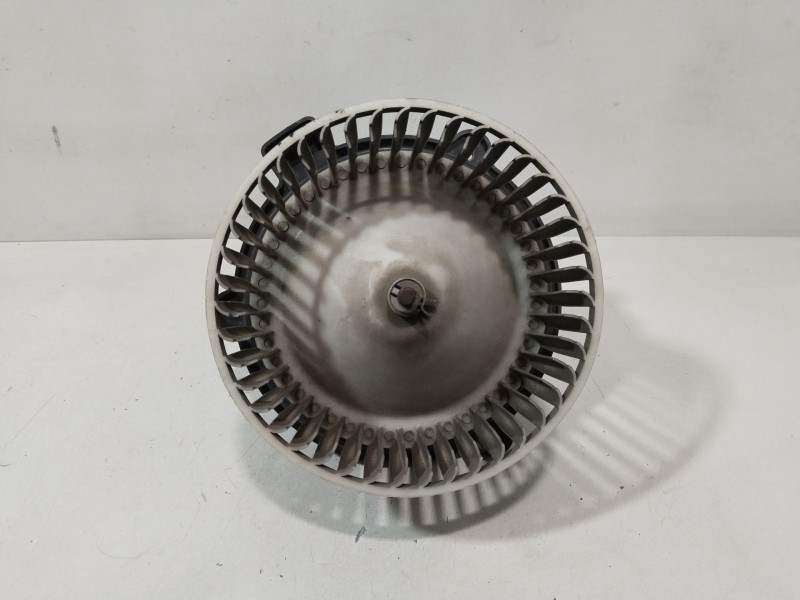 Recambio de motor calefaccion para kia sorento i (jc) 2.4 referencia OEM IAM 5A28  