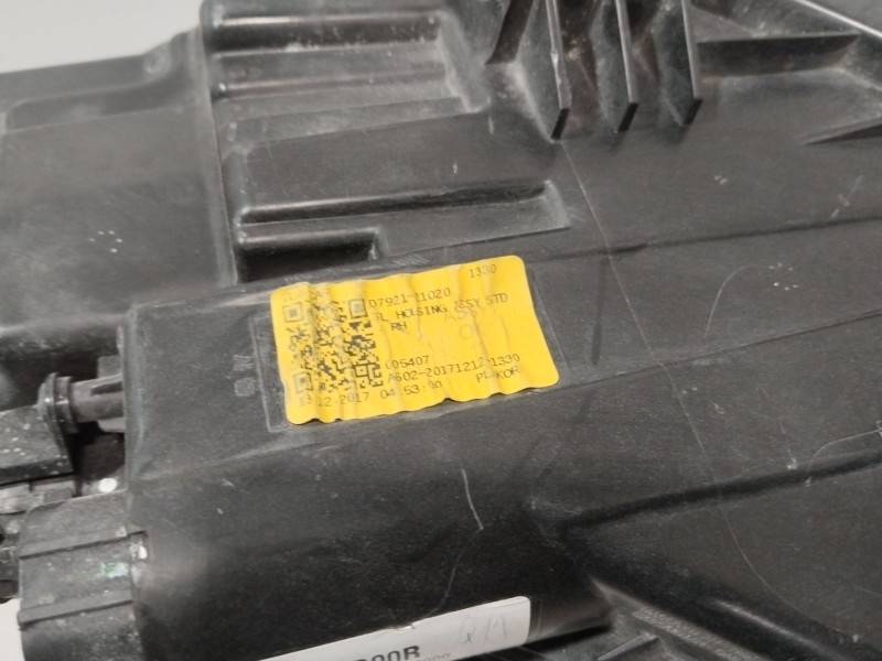 Recambio de faro derecho para hyundai tucson (tl, tle) 1.6 gdi referencia OEM IAM 92102D7000  