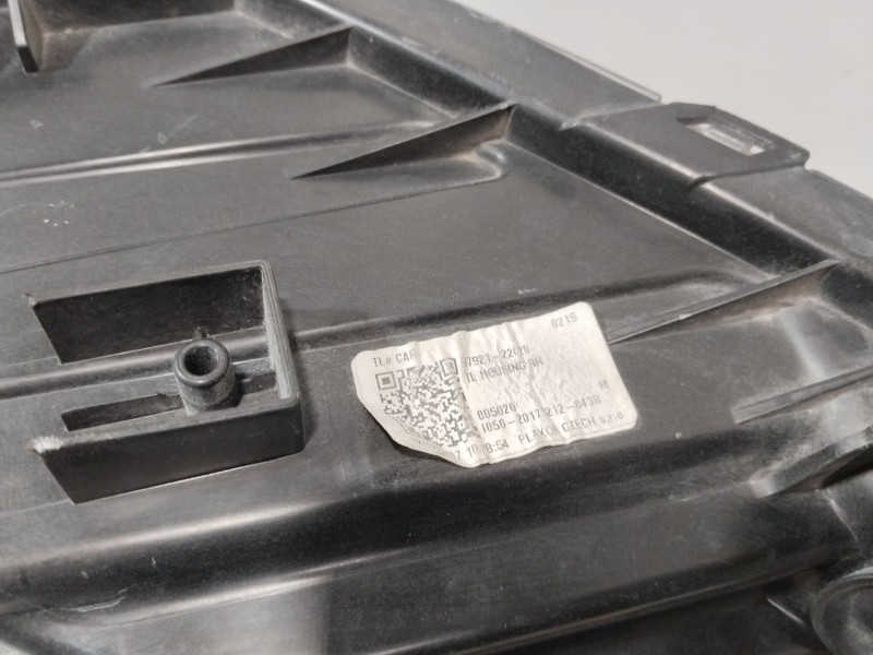 Recambio de faro derecho para hyundai tucson (tl, tle) 1.6 gdi referencia OEM IAM 92102D7000  